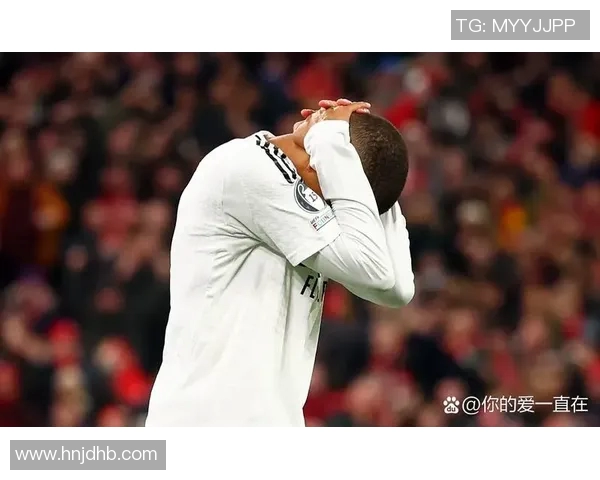 体育头条热议：姆巴佩是否将离开巴黎？